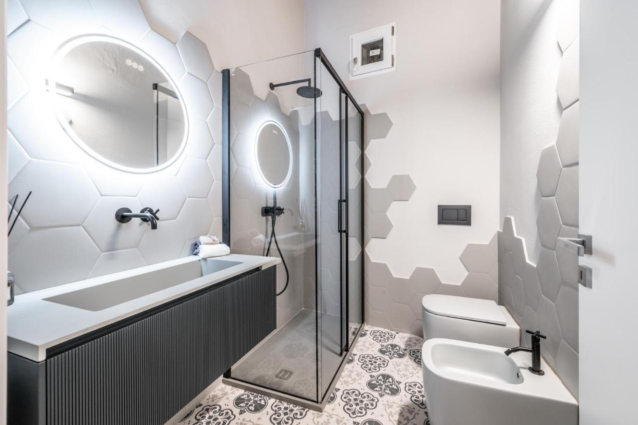 מודנה Emilia Suite Palace מראה חיצוני תמונה