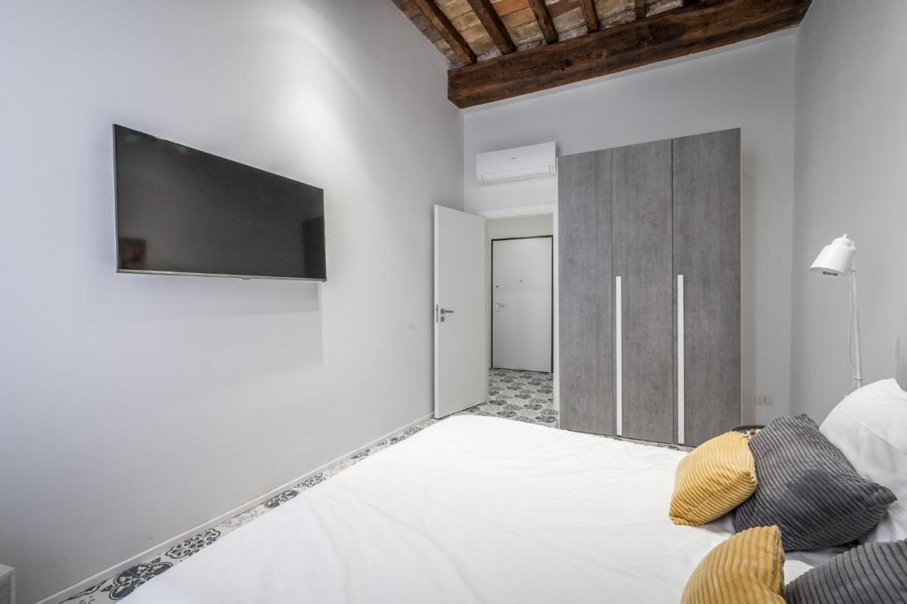 מודנה Emilia Suite Palace מראה חיצוני תמונה